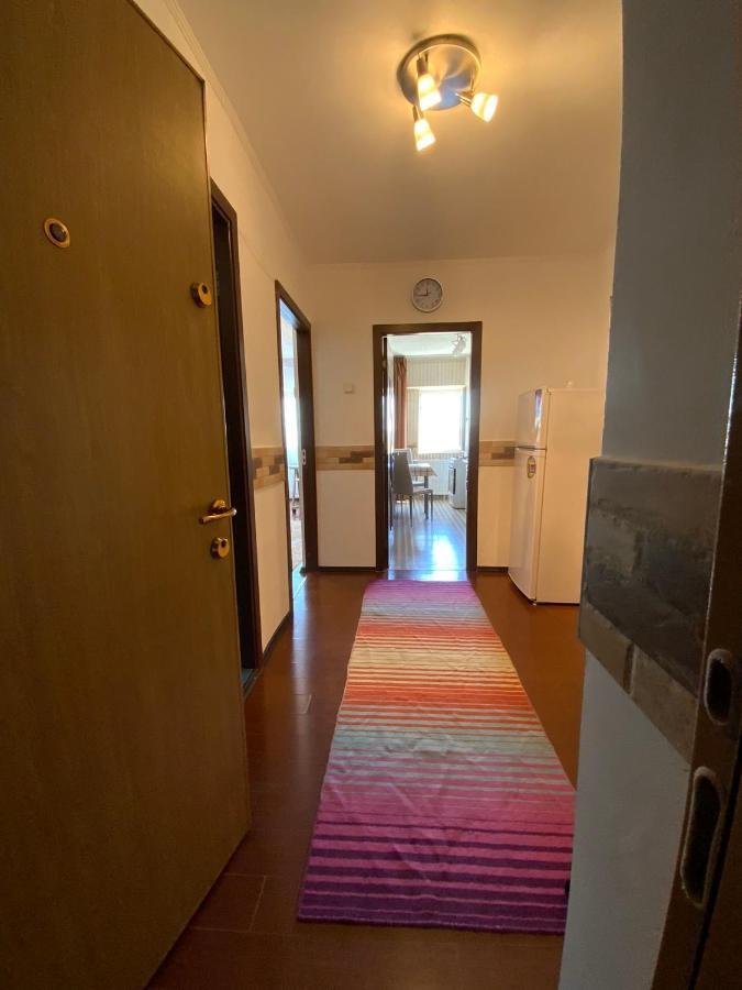 Le Garcon De Adi-Cosy,Quiet,Spatious Studio Boekarest Buitenkant foto